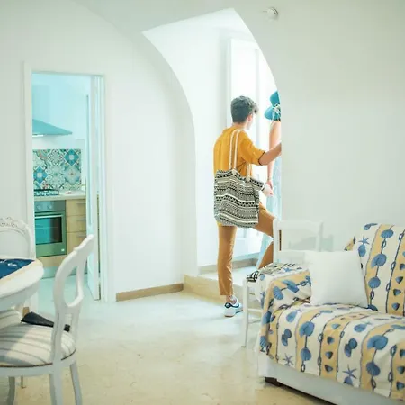 Semesterbostad Alaka *